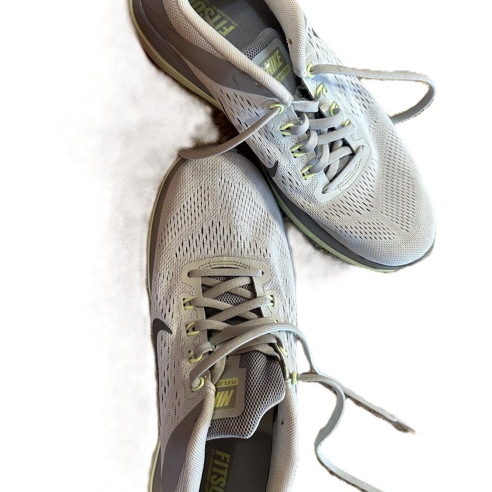 Women's Nike Fitsole Running Shoes size 9.5